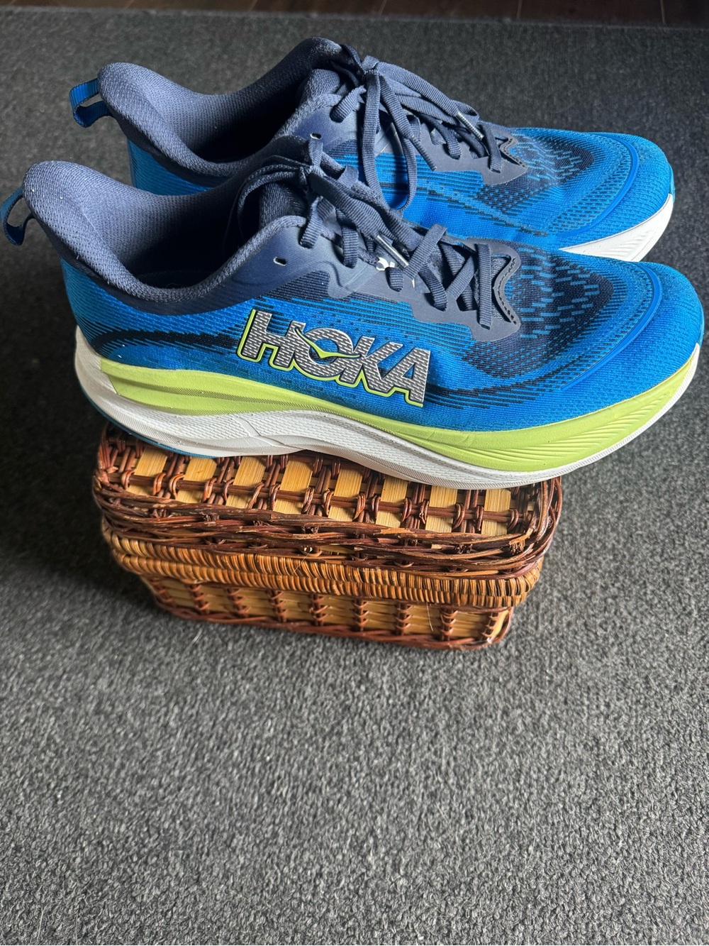 HOKA Men's Skyflow Running Shoes
